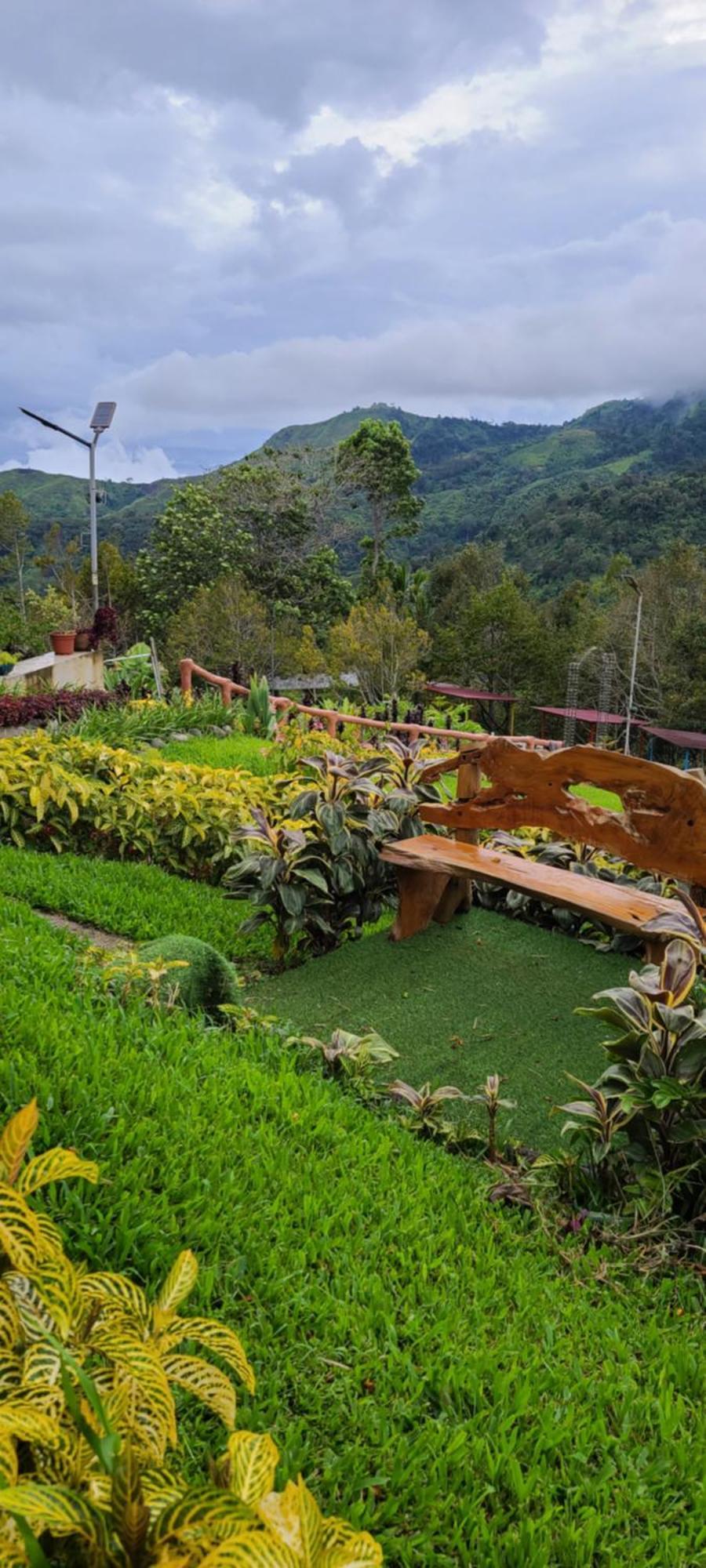 Serene Mountain Escape Digos Exterior photo