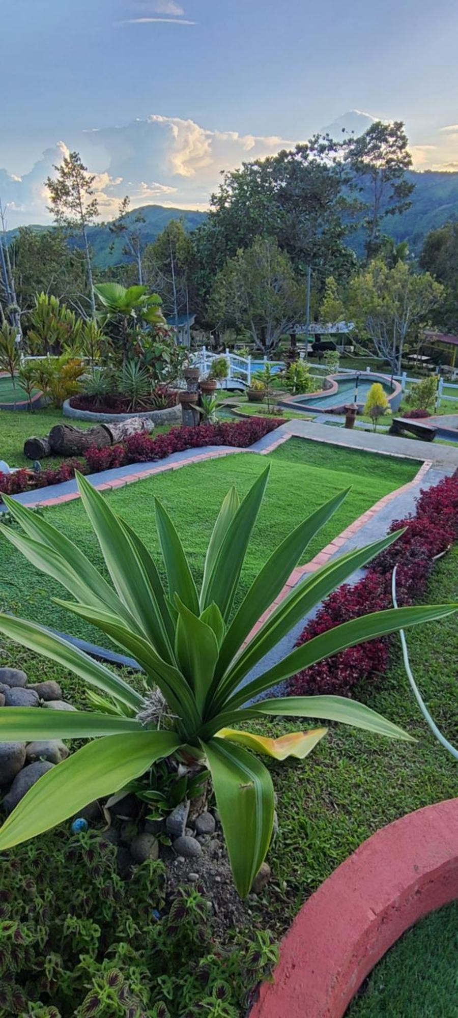 Serene Mountain Escape Digos Exterior photo